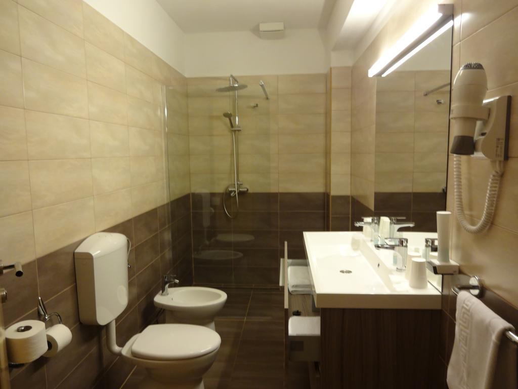 Fedrig Private Rooms & Apartment Kobarid Exterior photo